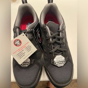 NWT! Womens Skechers Work shoes; Lyndale comp Toe